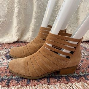 Carlos Santana Suede Breckin Ankle Bootie